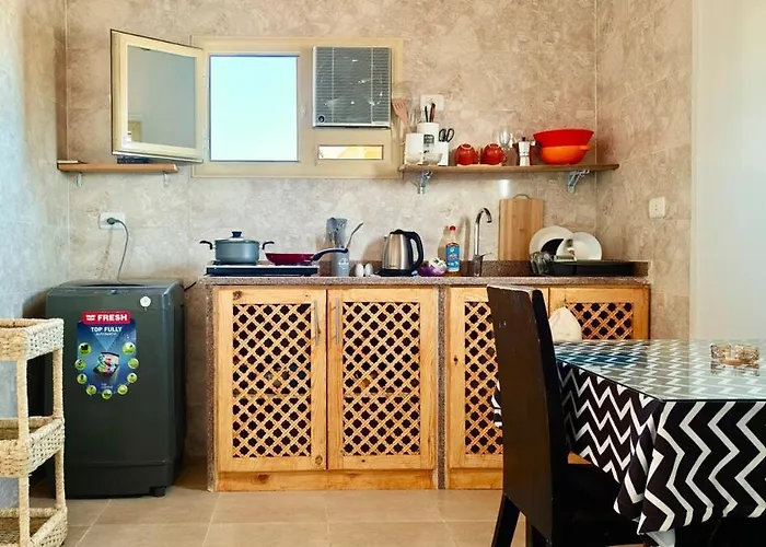 Slow Living Rooftop - Quiet Near Lighthouse Apartment *